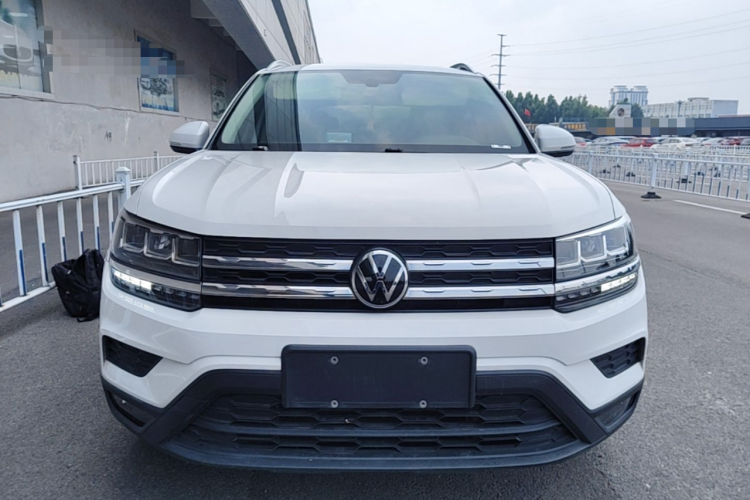 Volkswagen Tharu 2021 car image #3