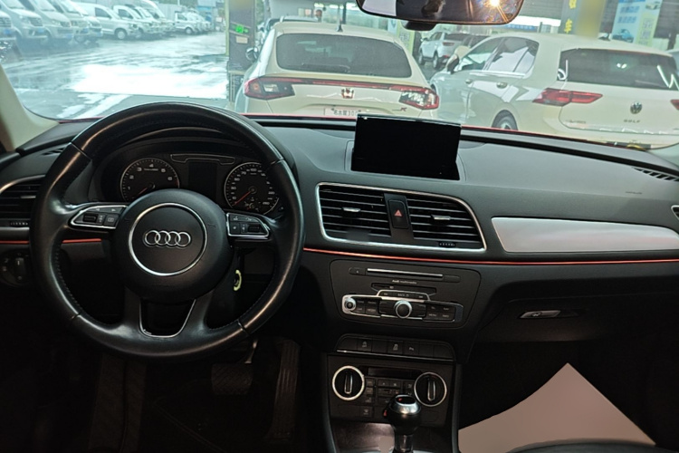 Audi Q3 2017 #11 Audi Q3 2017 car image #11