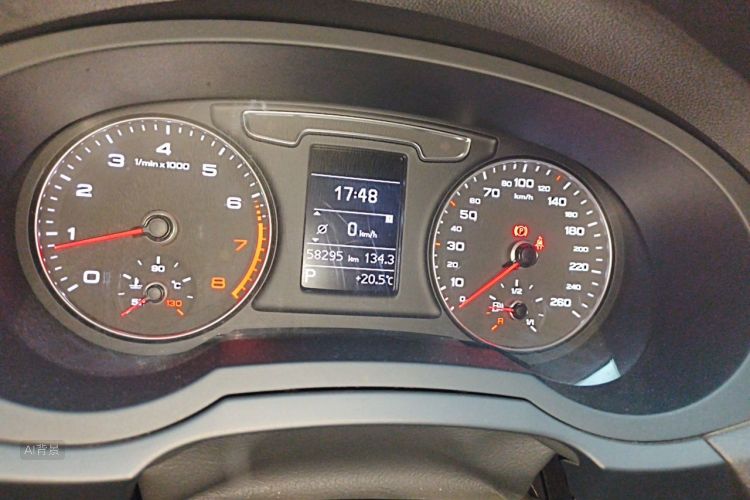 Audi Q3 2019 immagine di auto #13