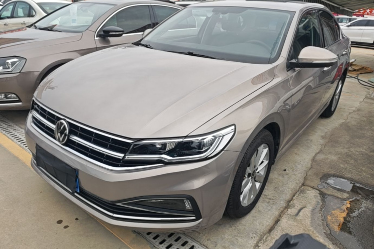 Volkswagen Bora 2021 car image #2