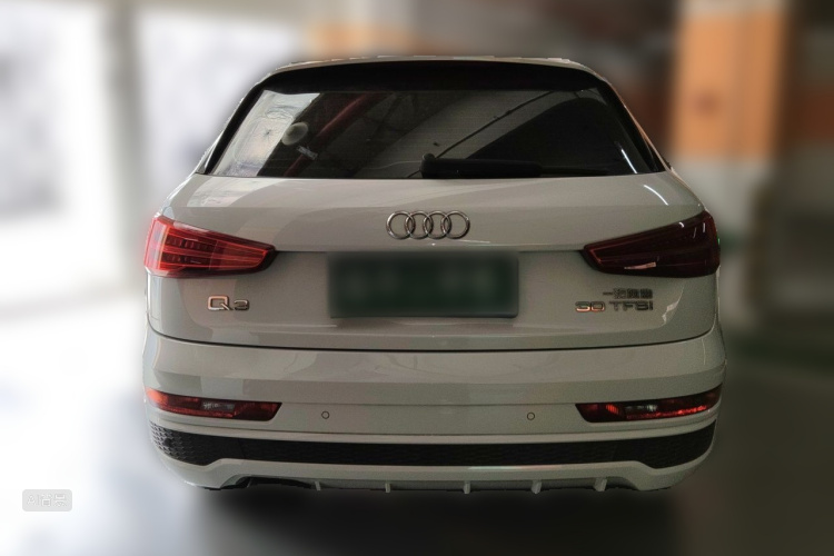 Audi Q3 2019 car image #6