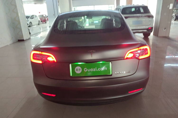 Tesla Model 3 2022 #6 Tesla Model 3 2022 immagine di auto #6