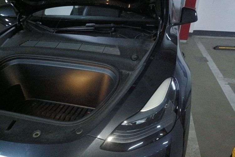 Tesla Model Y 2024 #24 Tesla Model Y 2024 car image #24