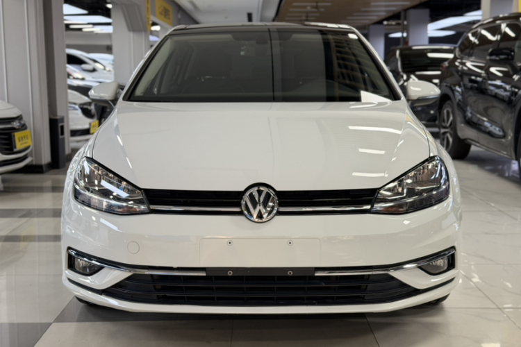 Volkswagen Golf 2020 #3 Volkswagen Golf 2020 car image #3