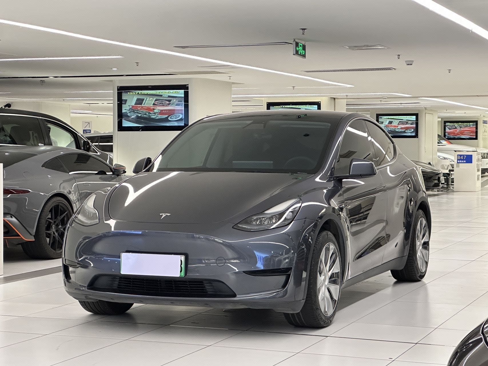 Tesla Model Y 2023 Tesla Model Y 2023 immagine di auto