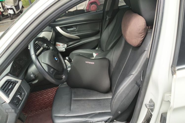 BMW 3 Series 2014 car image #17