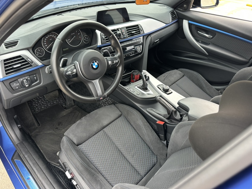 BMW 3 Series 2018 car image #3
