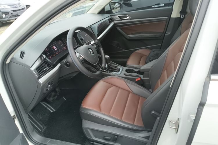 Volkswagen Lavida 2021 car image #15