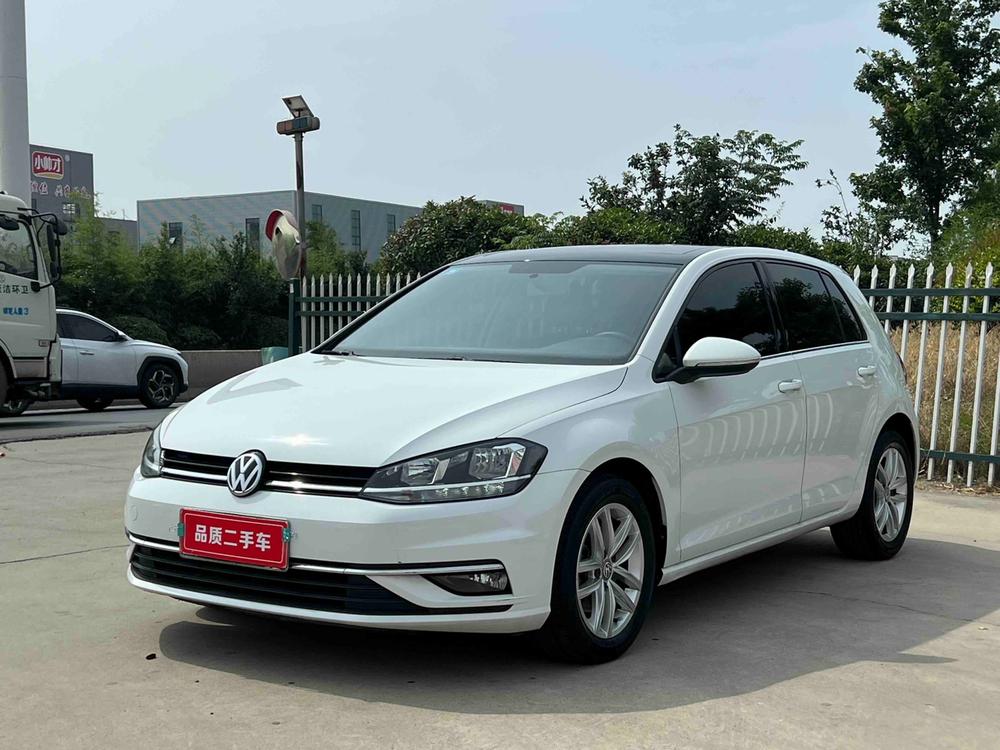 Volkswagen Golf 2019 car image 