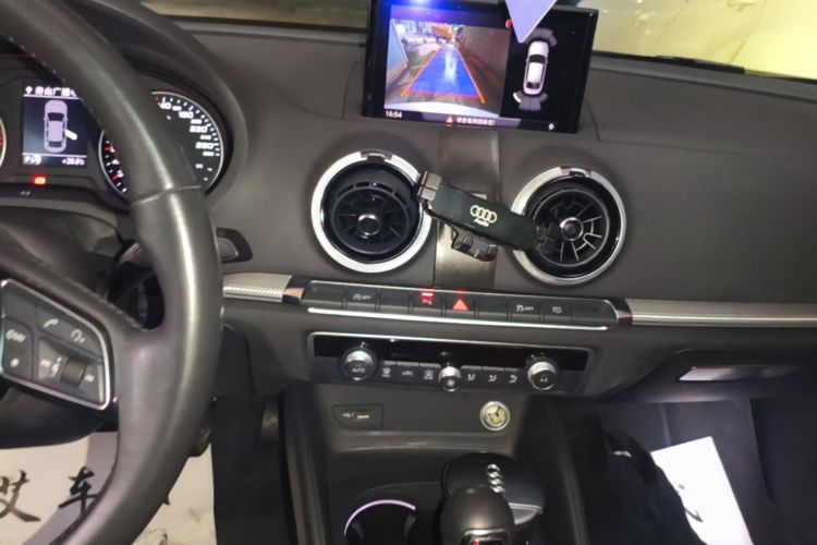 Audi A3 2019 #13 Audi A3 2019 صورة سيارة #13