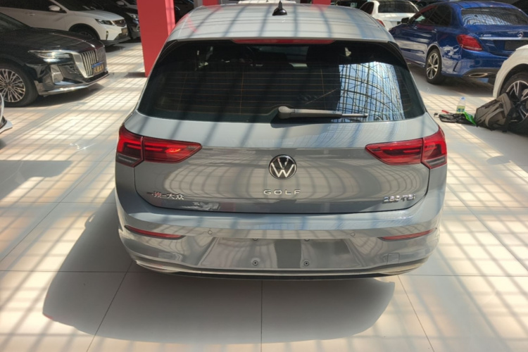 Volkswagen Golf 2021 #4 Volkswagen Golf 2021 car image #4