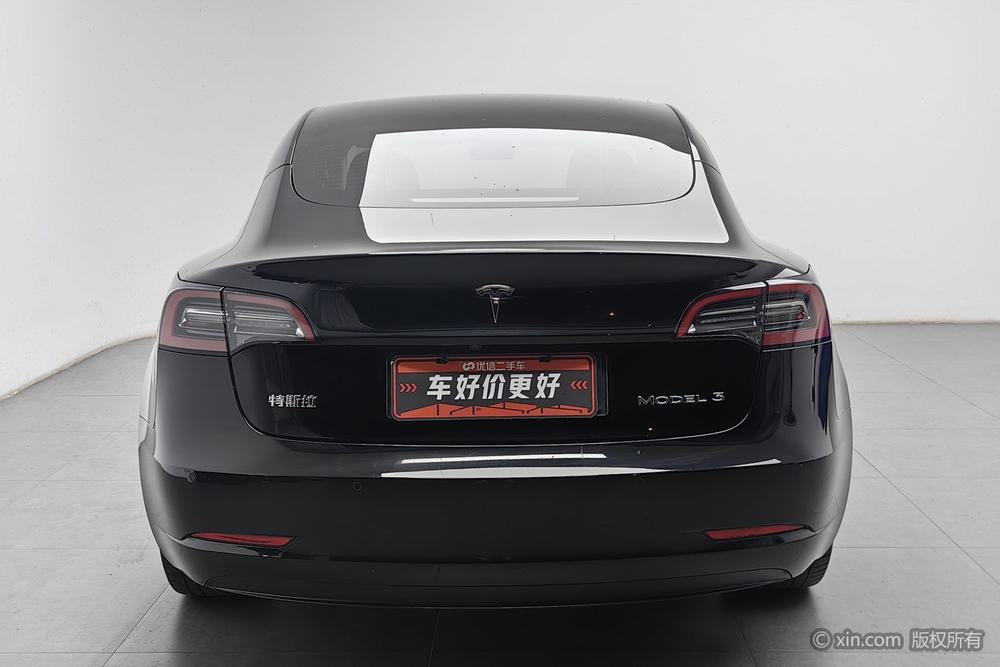 Tesla Model 3 2022 car image #3