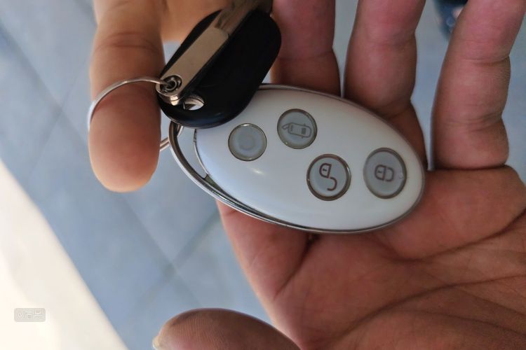 BYD Yuan 2016 car image #10