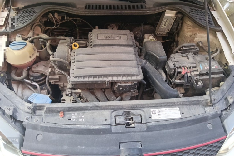 Volkswagen Polo 2015 car image #22