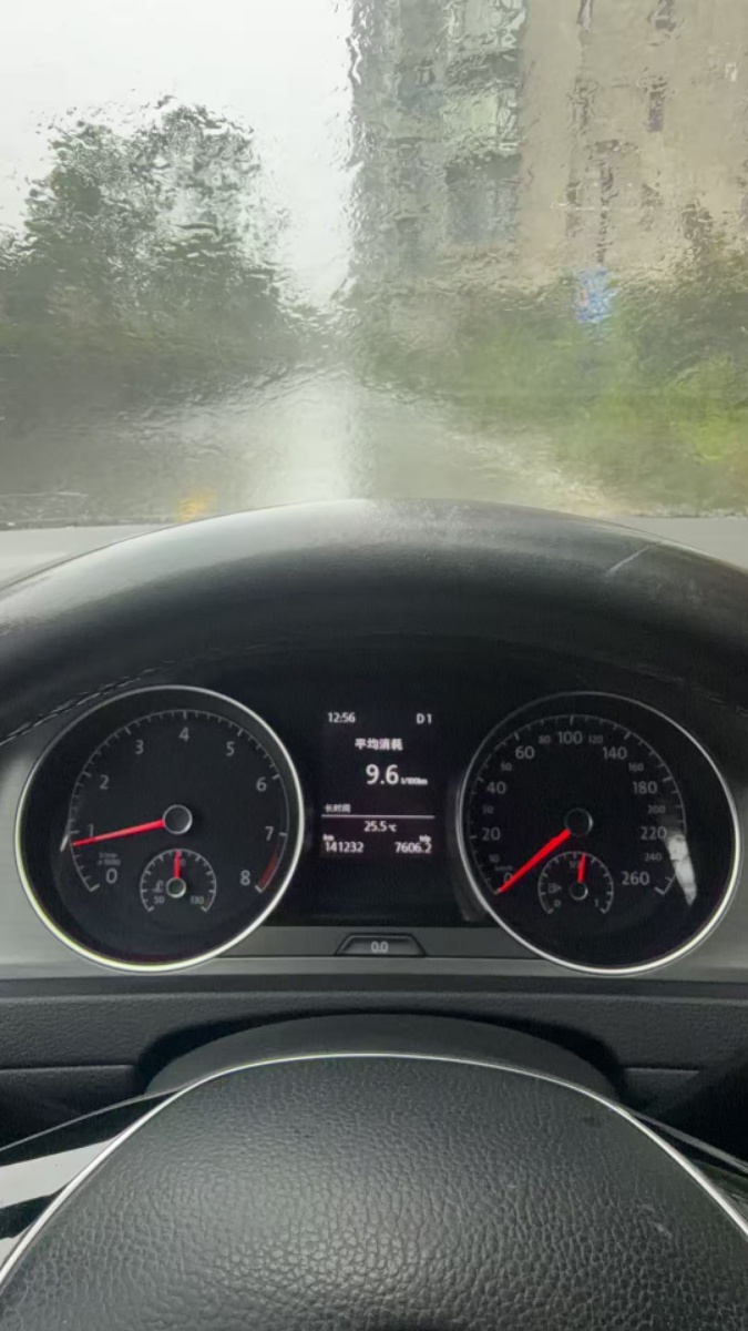 Volkswagen Golf 2016 car image #7