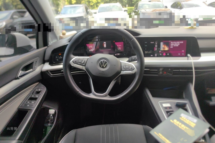 Volkswagen Golf 2021 car image #12