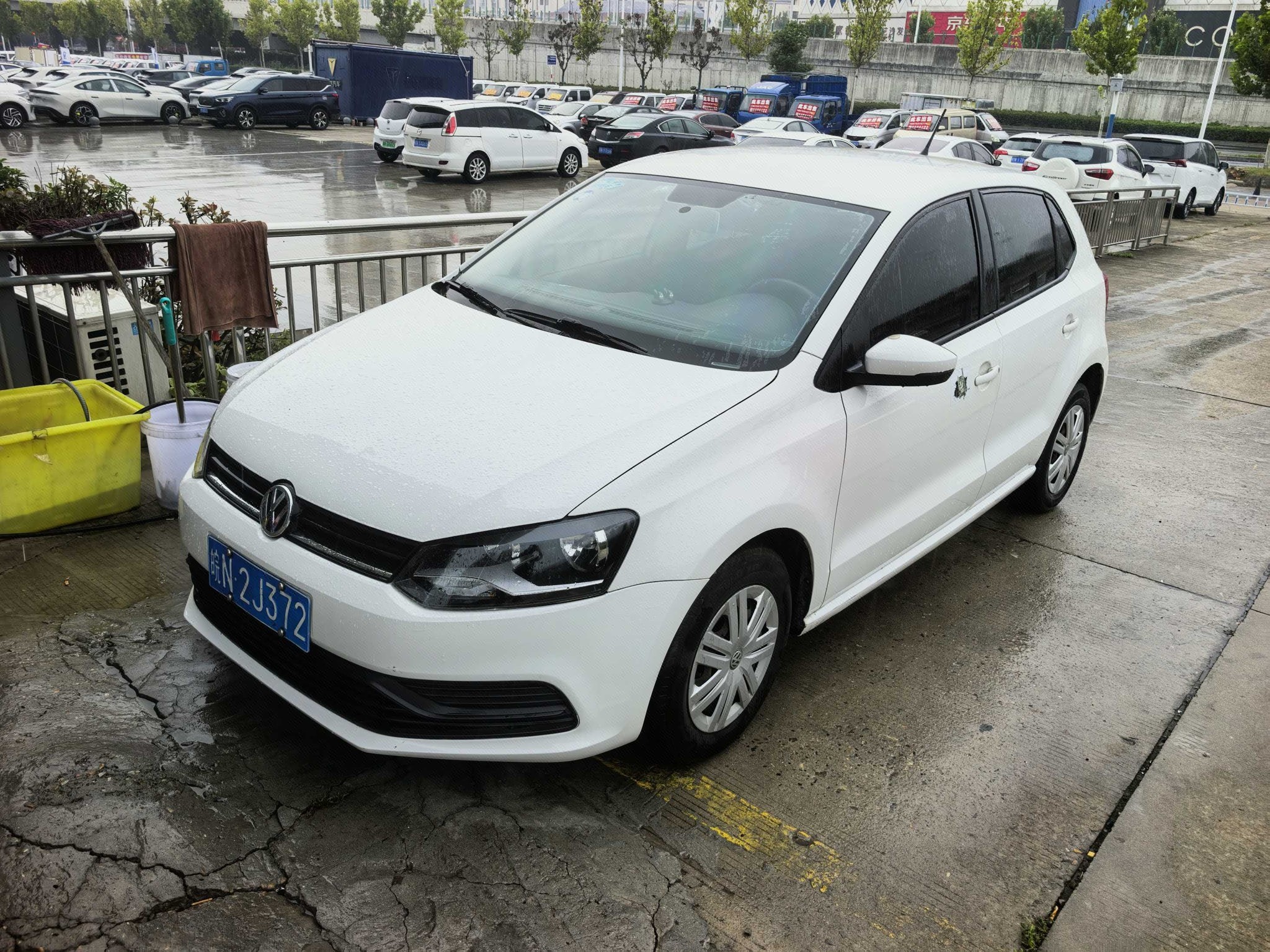 Volkswagen Polo 2019 car image 