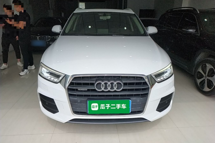Audi Q3 2016 car image #3