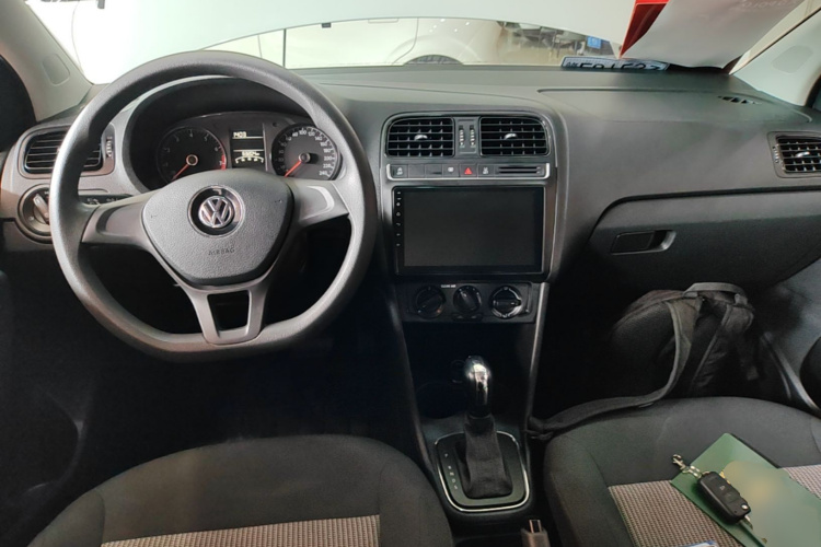 Volkswagen Polo 2019 #10 Volkswagen Polo 2019 car image #10