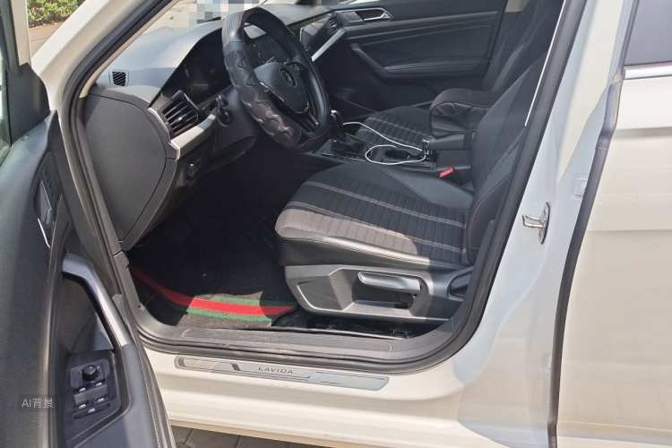 Volkswagen Lavida 2021 car image #17