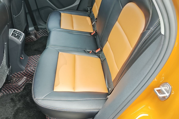 Audi Q3 2016 immagine di auto #17