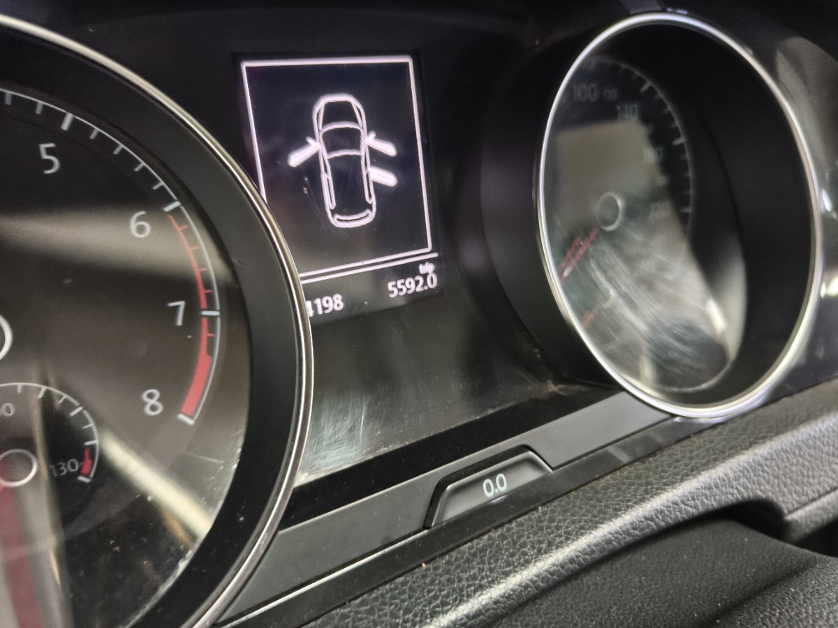 Volkswagen Golf 2019 #8 Volkswagen Golf 2019 car image #8