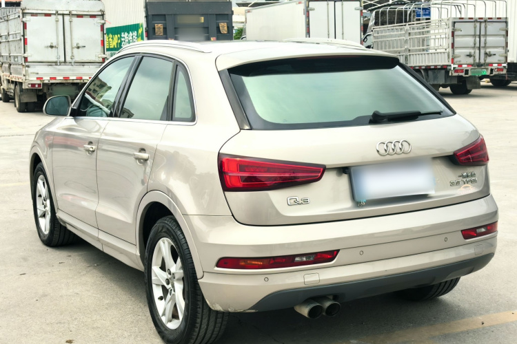 Audi Q3 2017 immagine di auto #11