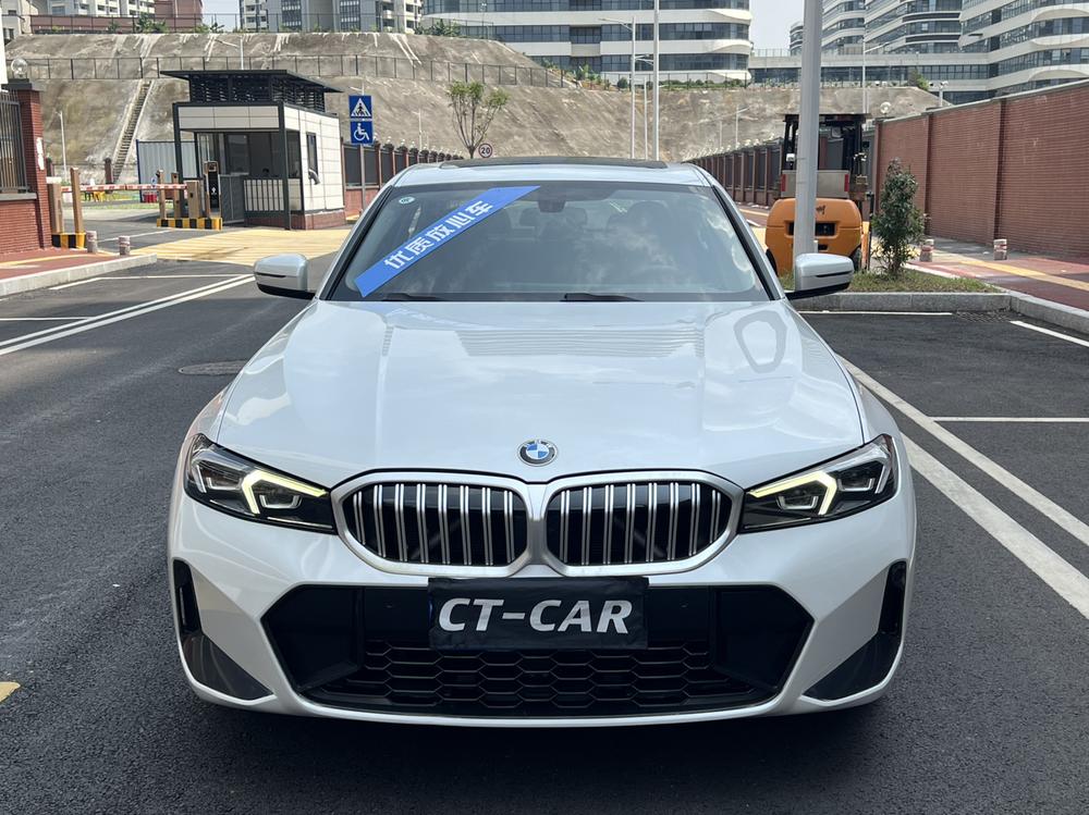 BMW 3 Series 2023 #2 BMW 3 Series 2023 immagine di auto #2