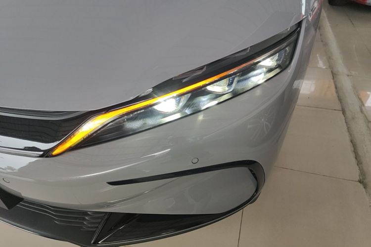 BYD Han 2025 car image #23