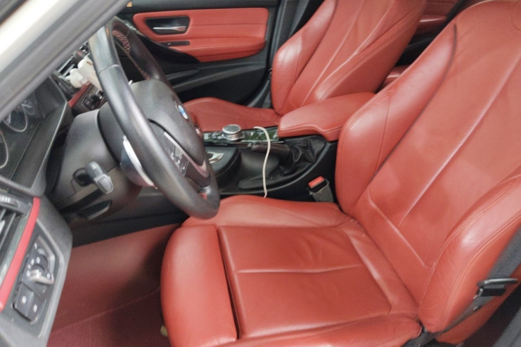 BMW 3 Series 2015 car image #19