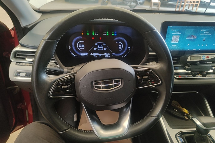GEELY Emgrand 2021 car image #11