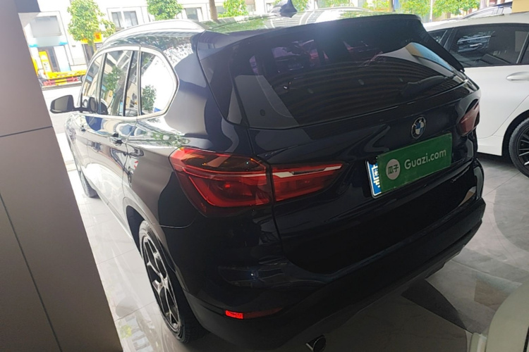 BMW X1 2019 #7 BMW X1 2019 car image #7