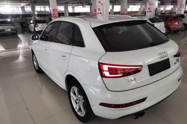 Audi Q3 2018 #5 Audi Q3 2018 car image #5