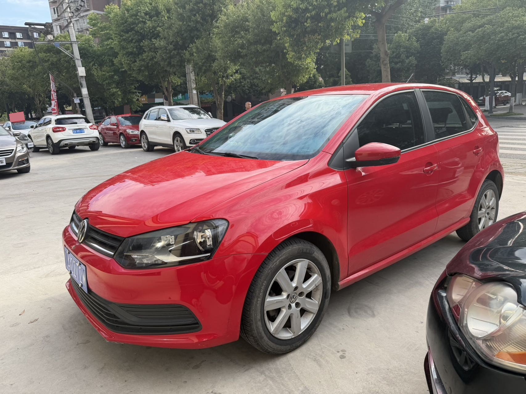 Volkswagen Polo 2015 Volkswagen Polo 2015 car image