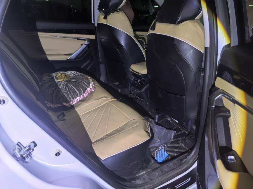 GEELY Boyue L 2023 car image #6