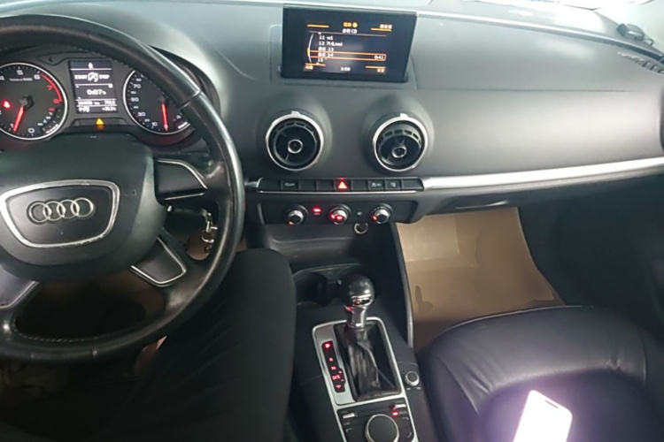 Audi A3 2015 car image #10