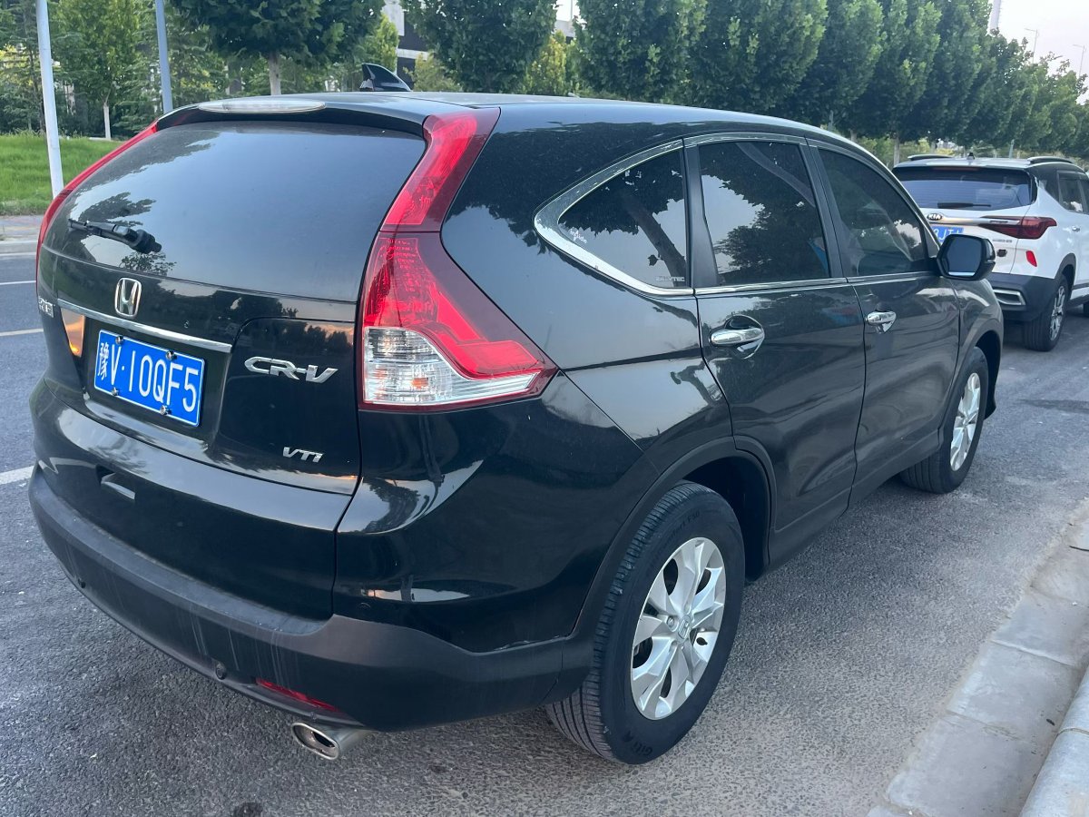 Honda CR-V 2015 car image #2
