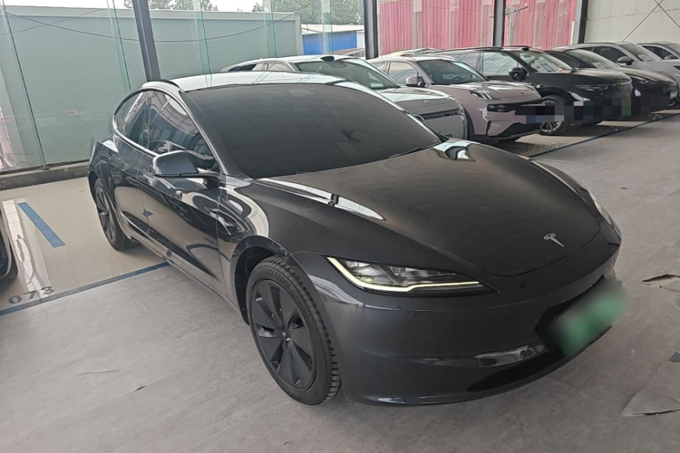 Tesla Model 3 2025 #4 Tesla Model 3 2025 car image #4