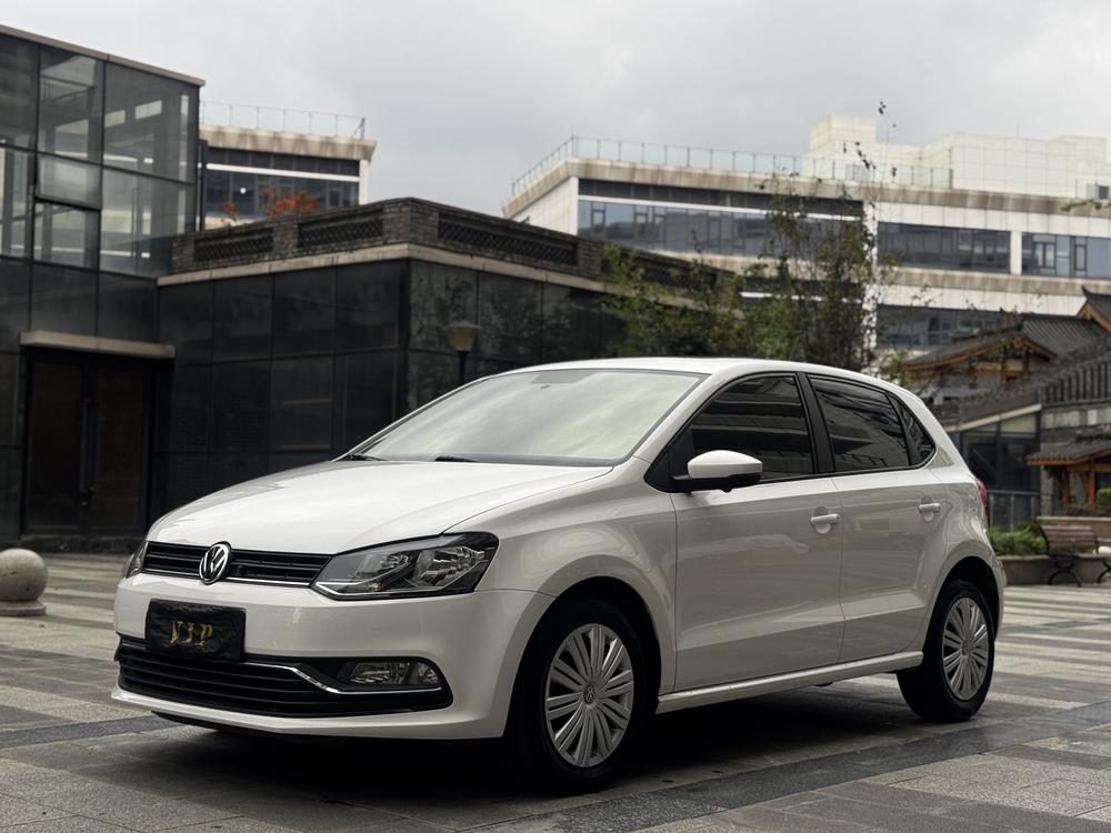 Volkswagen Polo 2018 Volkswagen Polo 2018 صورة سيارة