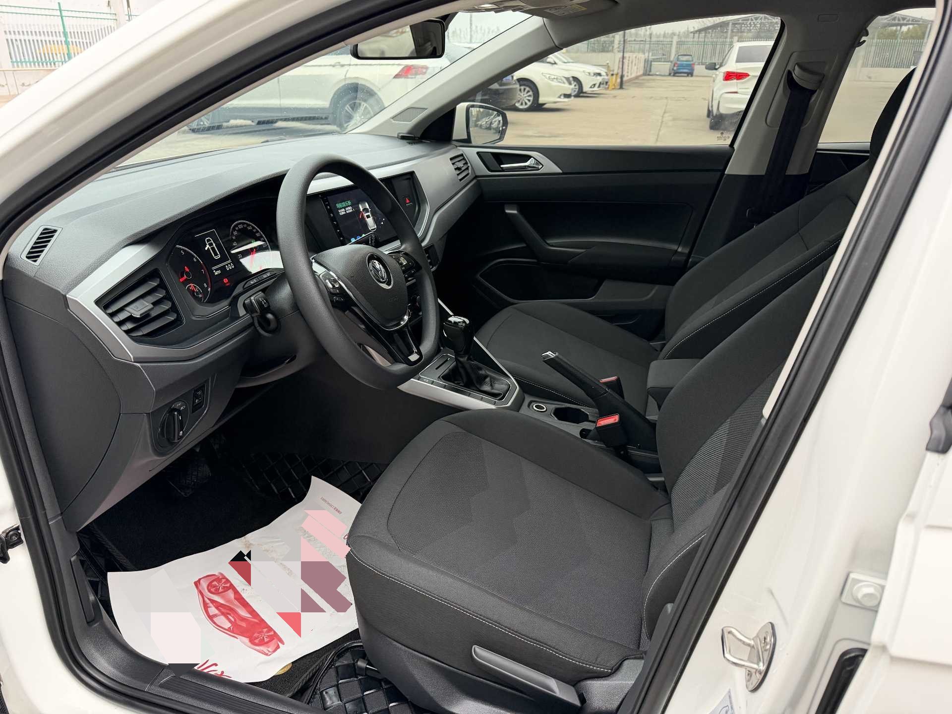 Volkswagen Polo 2020 #4 Volkswagen Polo 2020 صورة سيارة #4