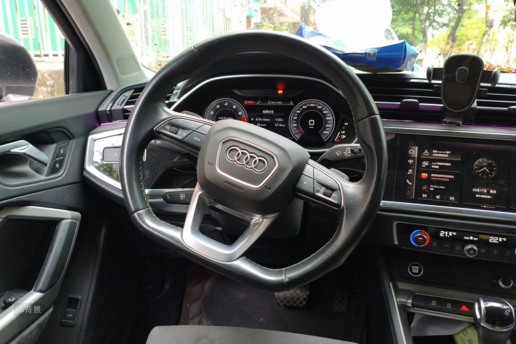 Audi Q3 2023 #12 Audi Q3 2023 car image #12