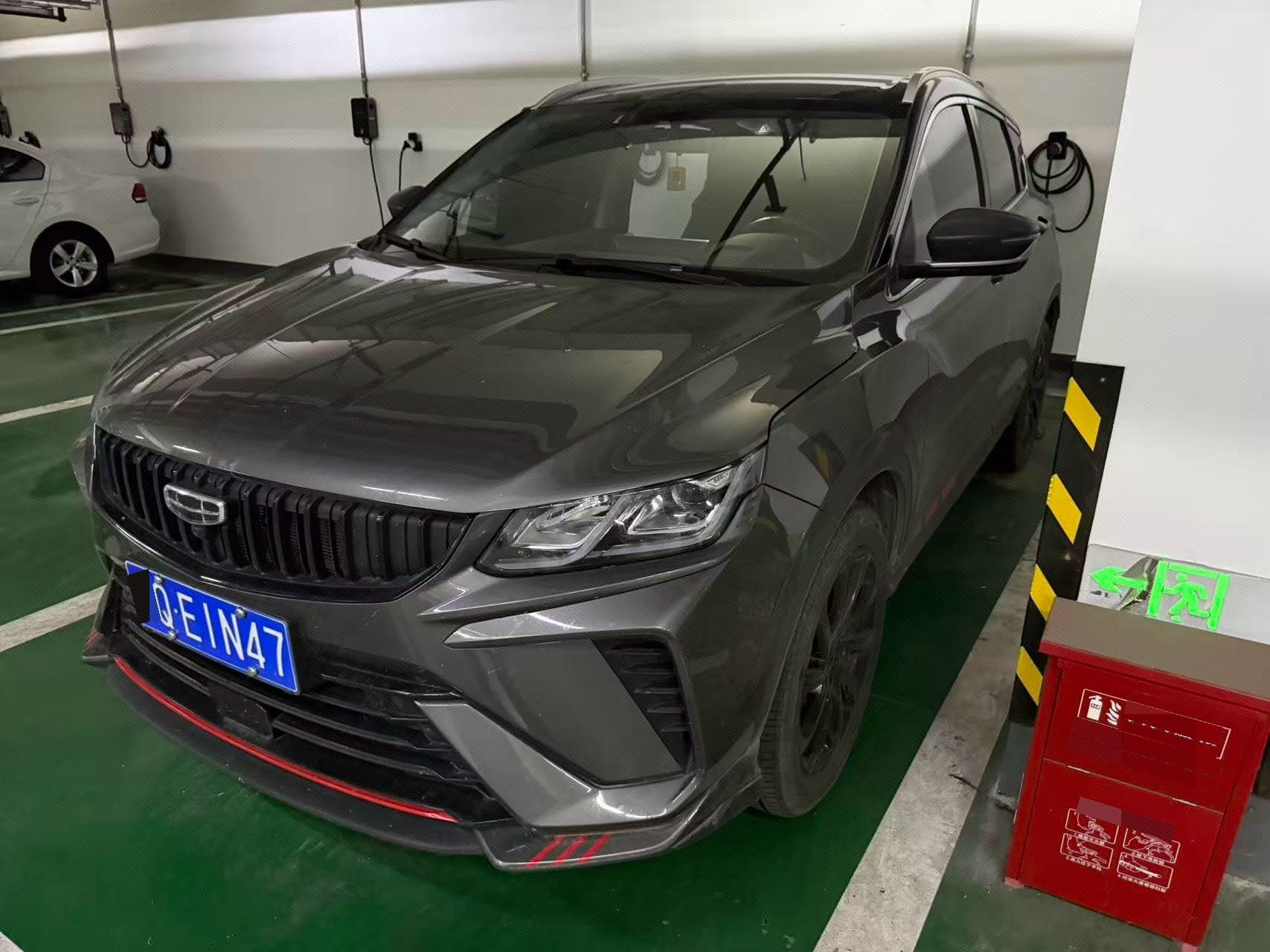 GEELY Coolray 2023 immagine di auto 