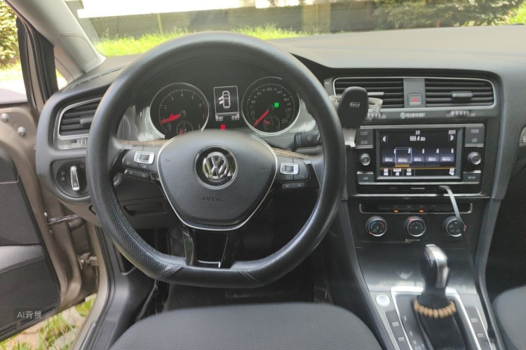 Volkswagen Golf 2018 #12 Volkswagen Golf 2018 car image #12