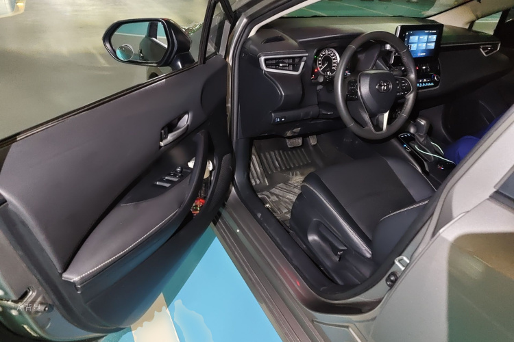 Toyota Corolla 2022 immagine di auto #18