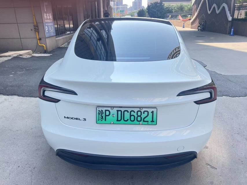 Tesla Model 3 2026 #5 Tesla Model 3 2026 car image #5