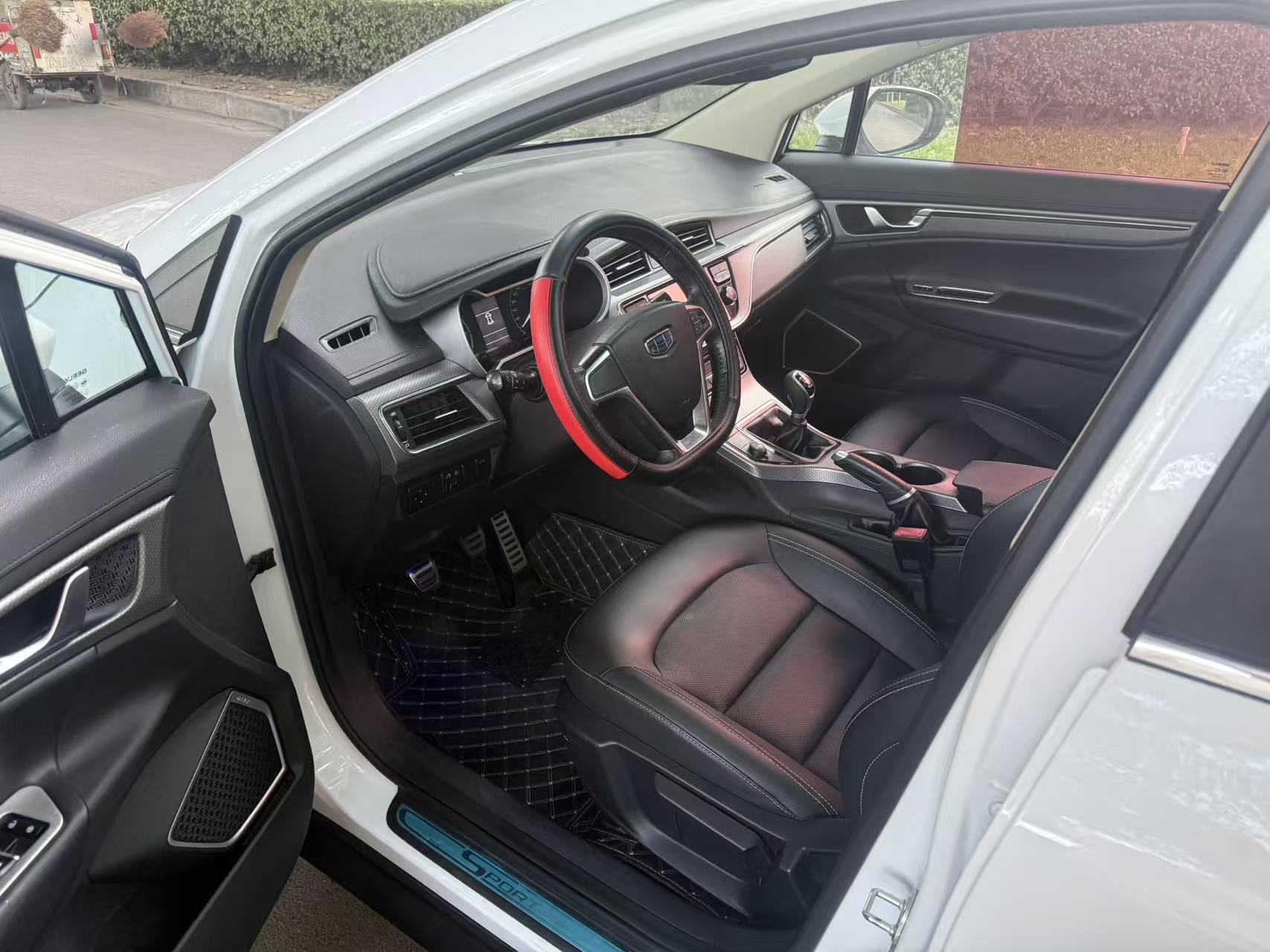 GEELY Emgrand GS 2017 #6 GEELY Emgrand GS 2017 immagine di auto #6