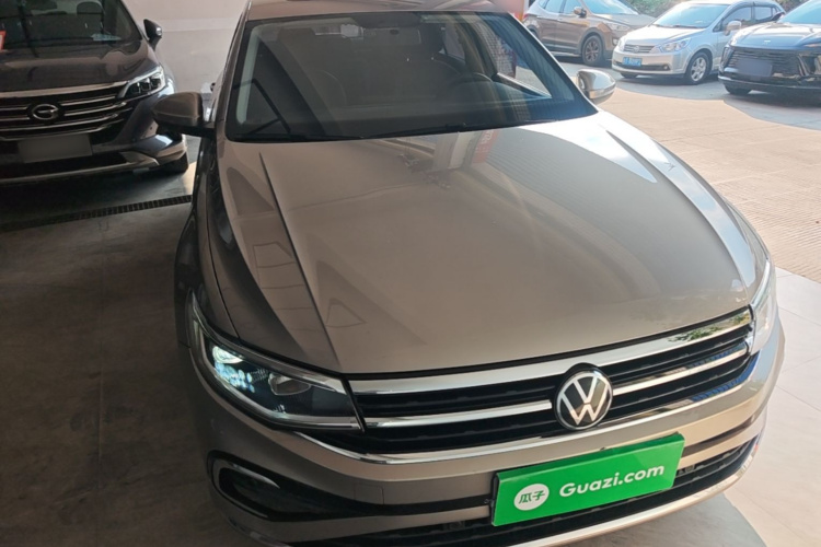 Volkswagen Bora 2023 car image #3