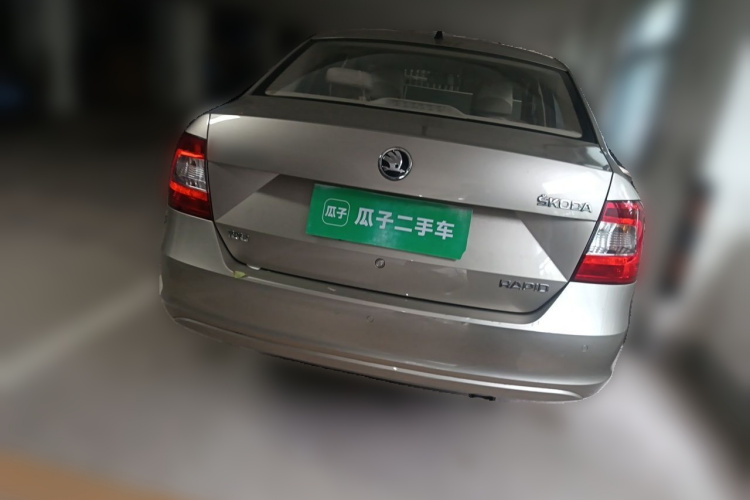 Skoda Rapid 2016 #6 Skoda Rapid 2016 car image #6