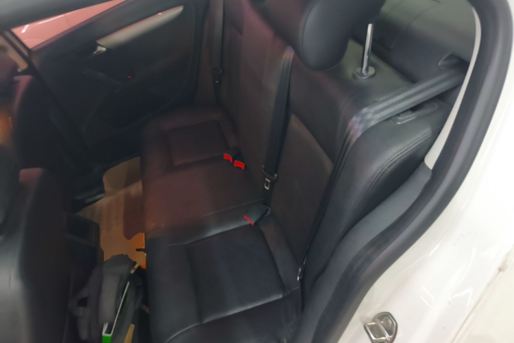Volkswagen Lavida 2015 car image #13