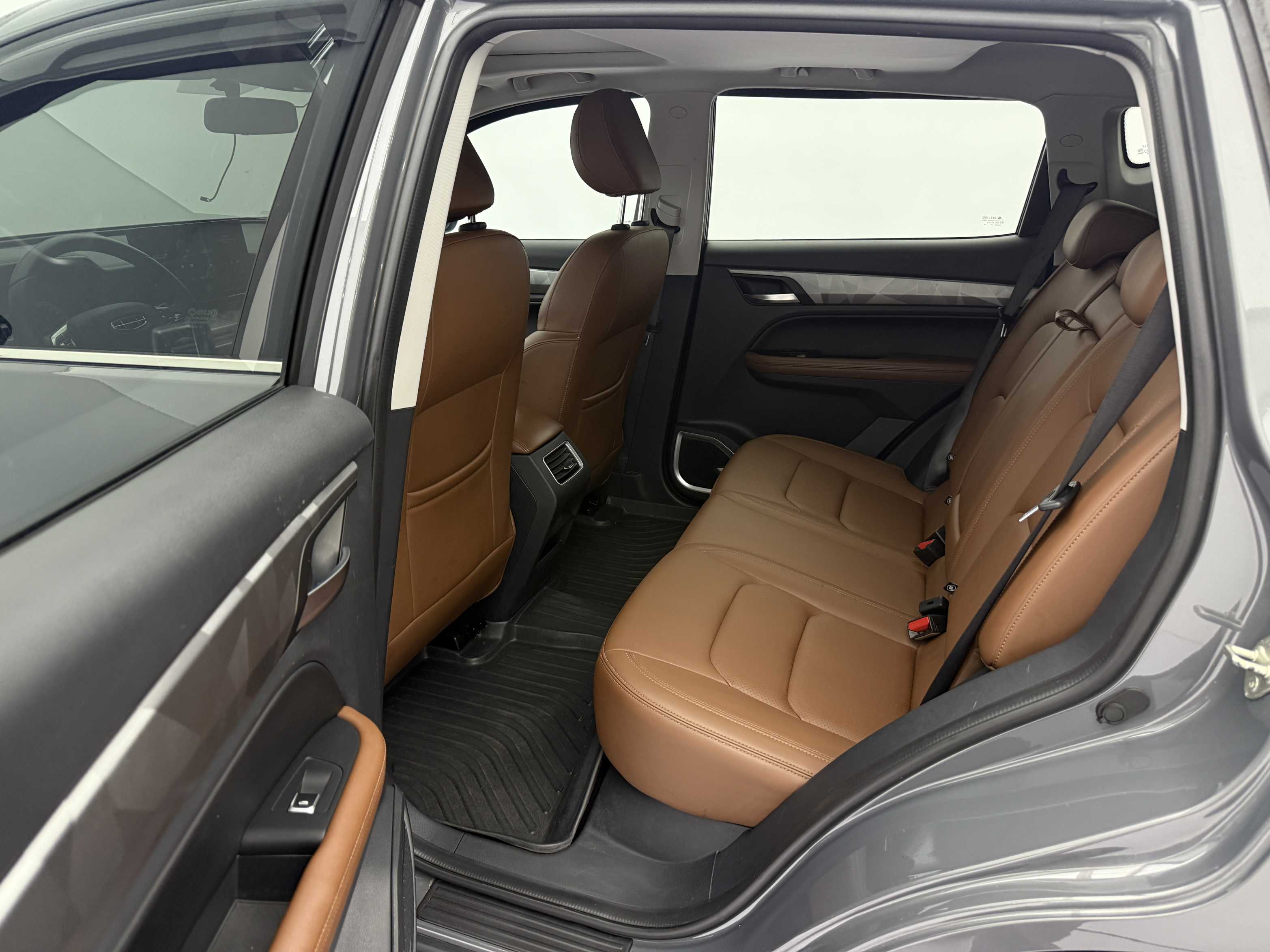 GEELY Vision X6 2023 car image #11